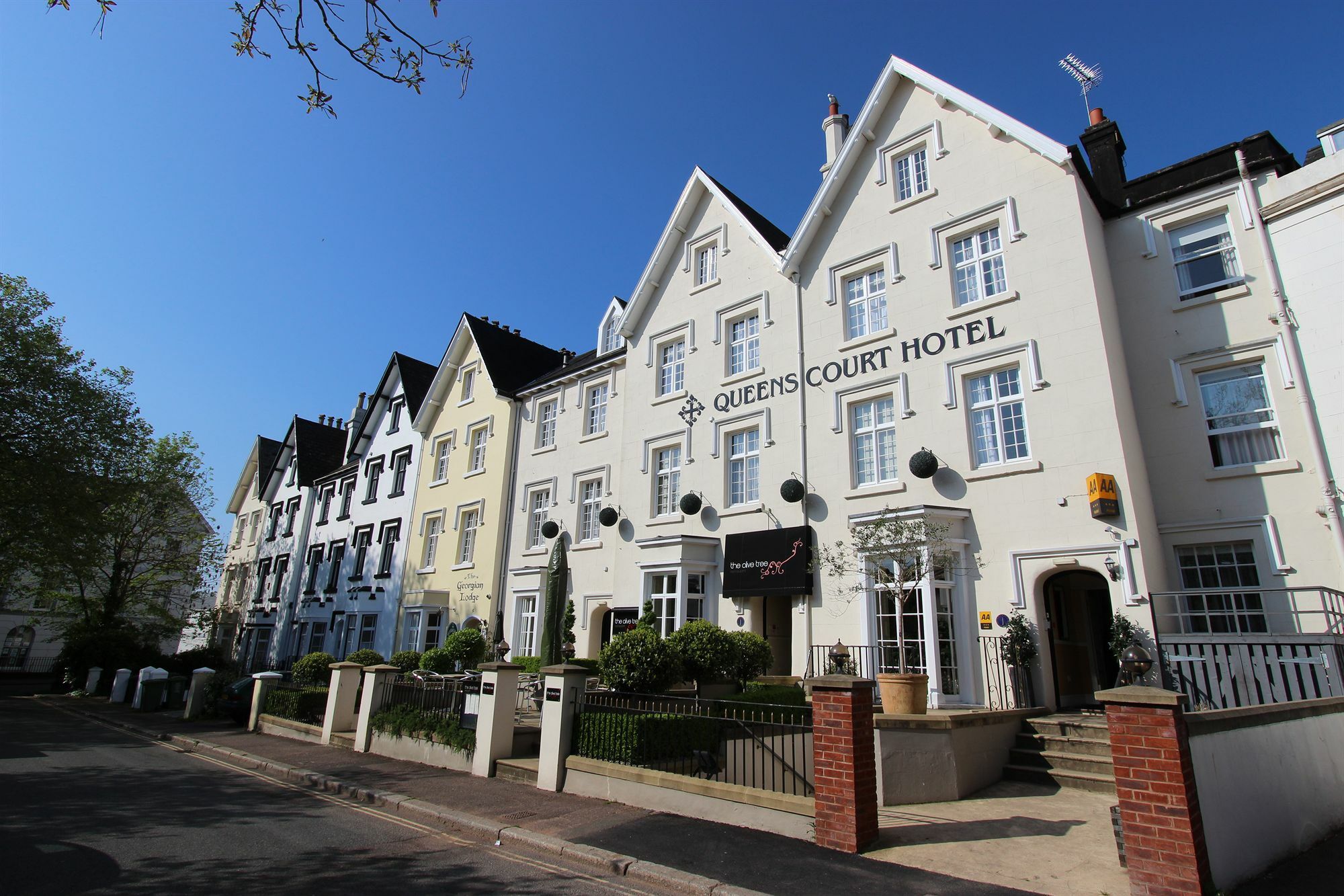 Queens Court Hotel Exeter Extérieur photo